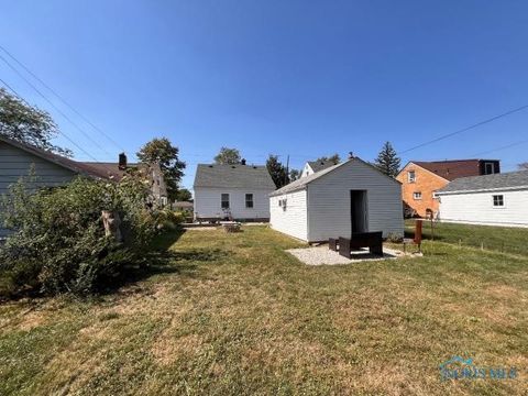 Tiny photo for 4669 S Detroit Avenue, Toledo, OH 43614 (MLS # 6136111)
