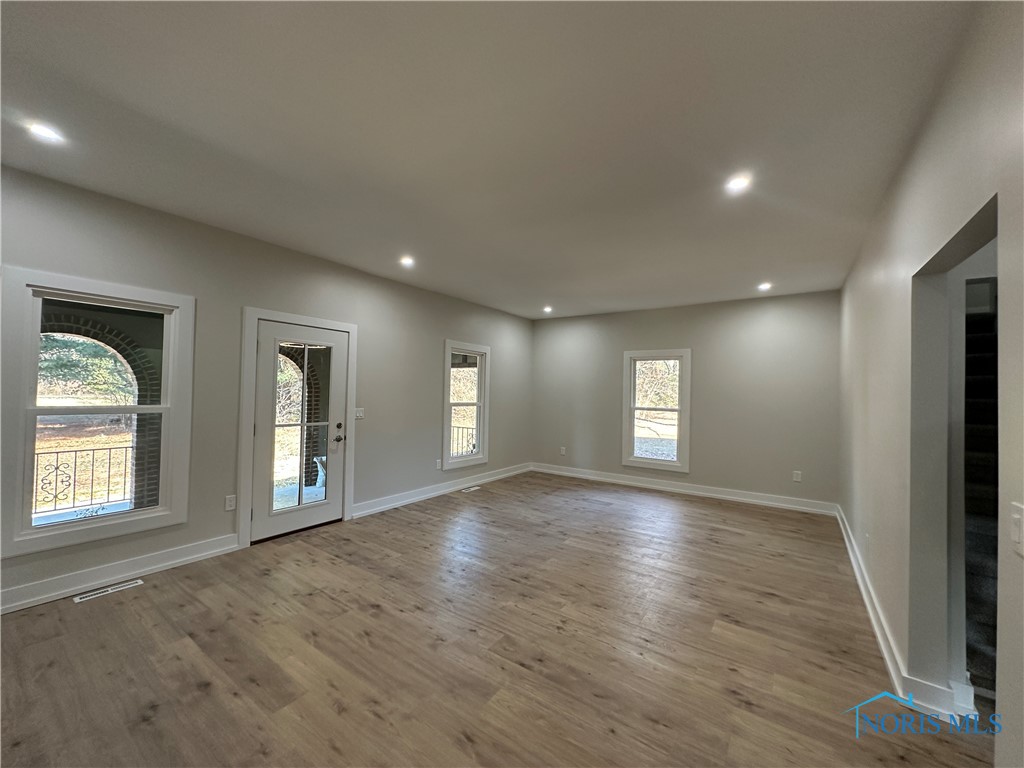 6933 Providence Neapolis Swanton Road, Swanton, Ohio image 2
