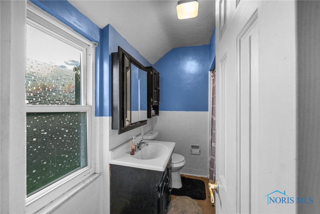 734 Waybridge Road, Toledo, Ohio image 10