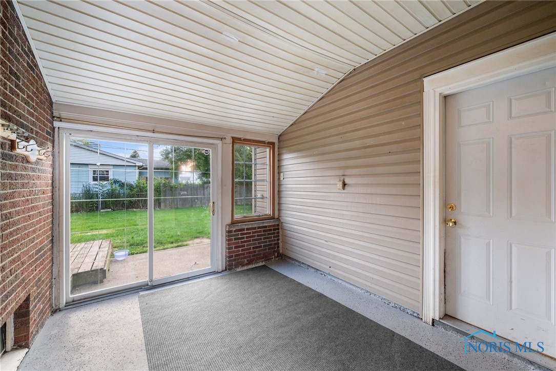 734 Waybridge Road, Toledo, Ohio image 3