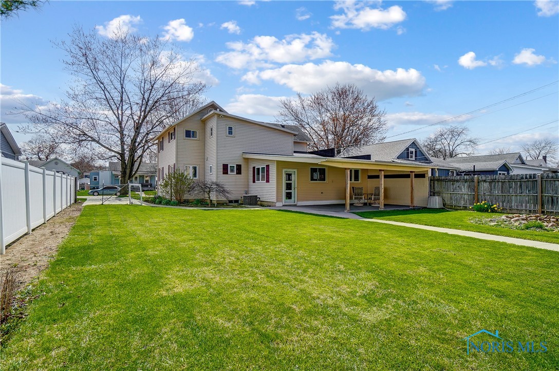 522 W North Street, Fostoria, Ohio image 35