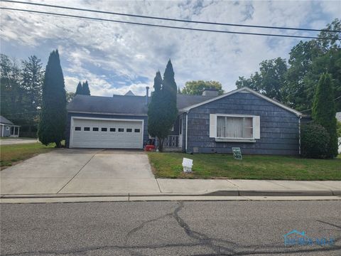 Photo of 551 W Main Street, Napoleon, OH 43545 (MLS # 6135537)