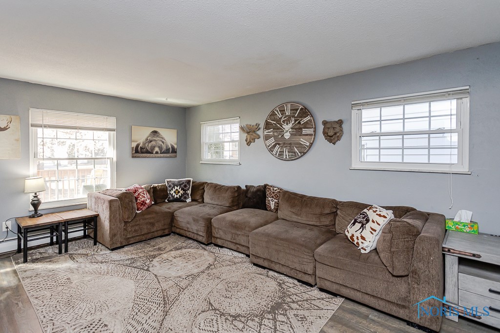 4128 Oak Crest Road, Toledo, Ohio image 11