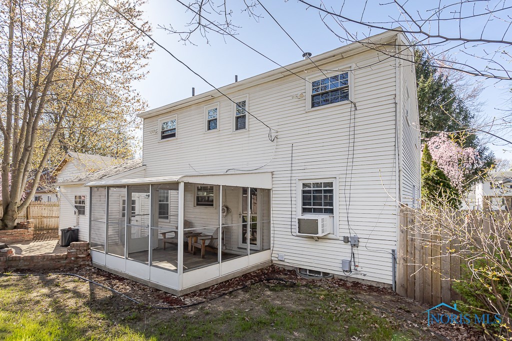 4128 Oak Crest Road, Toledo, Ohio image 7