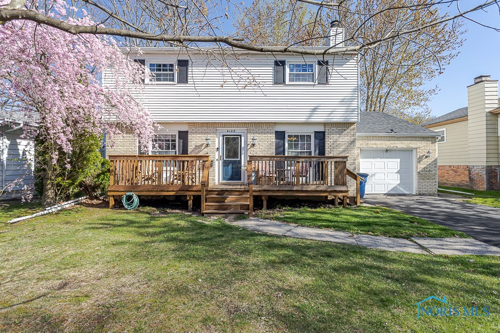 4128 Oak Crest Road, Toledo, Ohio image 2