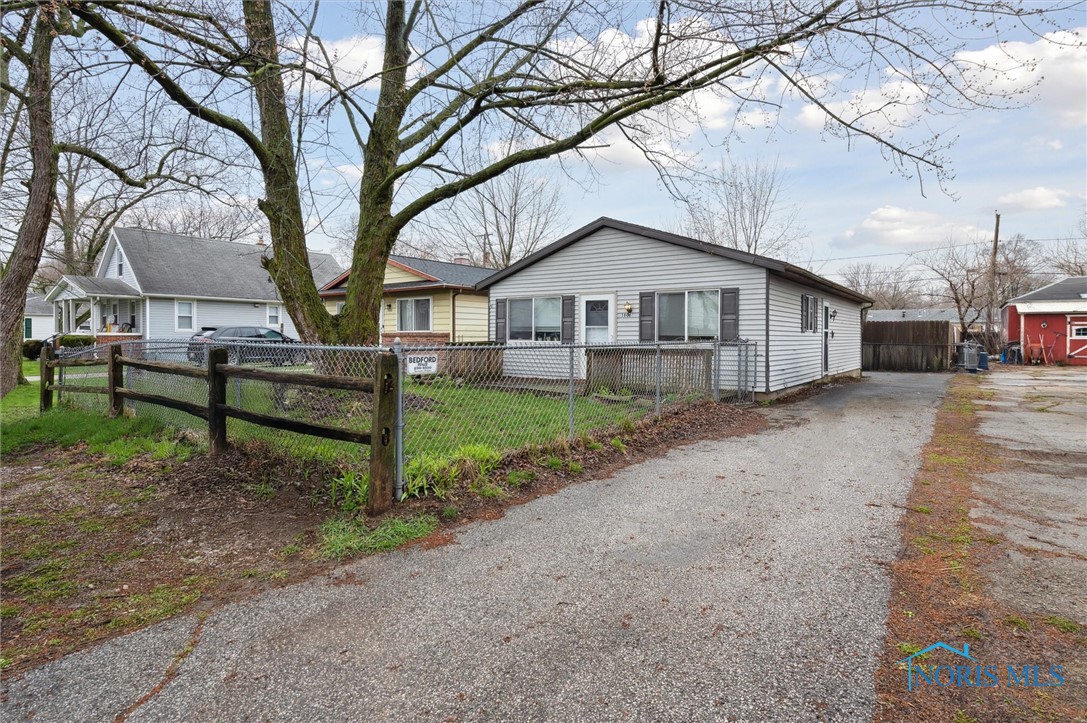1606 Primrose Avenue, Toledo, Ohio image 4