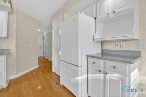 Tiny photo for 26336 E Wexford Drive, Perrysburg, OH 43551 (MLS # 6136786)
