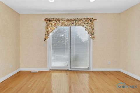 Tiny photo for 26336 E Wexford Drive, Perrysburg, OH 43551 (MLS # 6136786)
