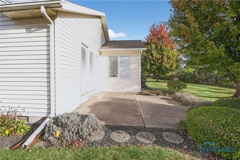 Tiny photo for 26336 E Wexford Drive, Perrysburg, OH 43551 (MLS # 6136786)