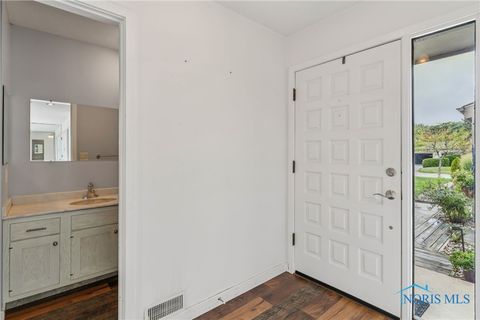 Tiny photo for 6716 Embassy Court #8, Maumee, OH 43537 (MLS # 6135950)