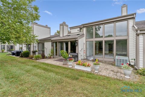 Tiny photo for 6716 Embassy Court #8, Maumee, OH 43537 (MLS # 6135950)