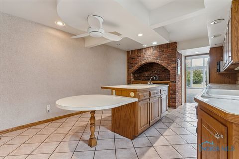 Tiny photo for 6716 Embassy Court #8, Maumee, OH 43537 (MLS # 6135950)