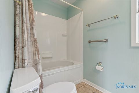 Tiny photo for 6716 Embassy Court #8, Maumee, OH 43537 (MLS # 6135950)