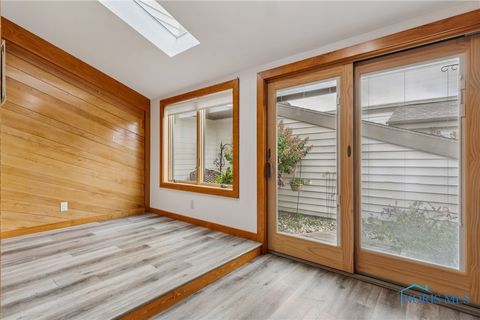 Tiny photo for 6716 Embassy Court #8, Maumee, OH 43537 (MLS # 6135950)