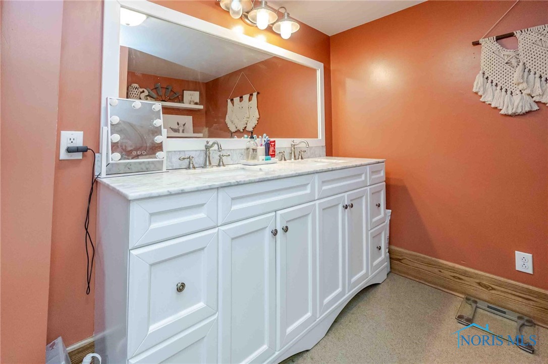 Bluffton, Ohio 45817, United States, 3 Bedrooms Bedrooms, ,3 BathroomsBathrooms,Residential,Active,183185