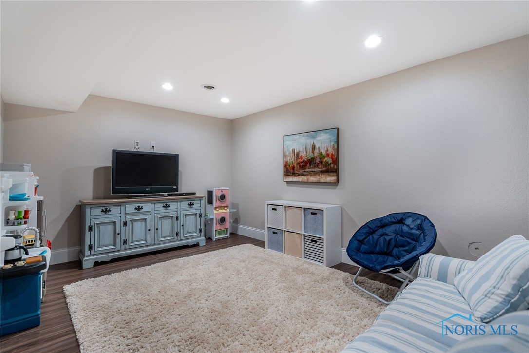 26884 Riverford Drive, Perrysburg, Ohio image 44