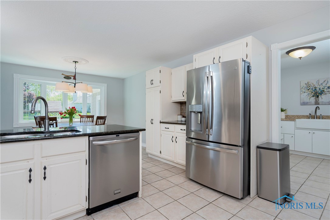 26884 Riverford Drive, Perrysburg, Ohio image 29