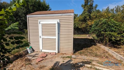 Tiny photo for 2329 Seaman Street, Toledo, OH 43605 (MLS # 6136429)