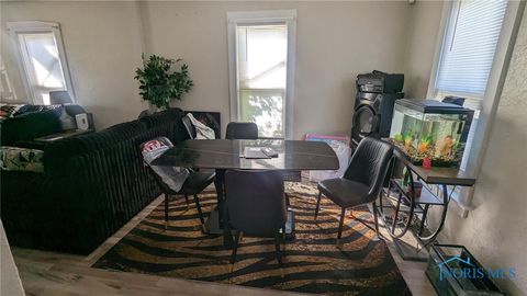 Tiny photo for 2329 Seaman Street, Toledo, OH 43605 (MLS # 6136429)