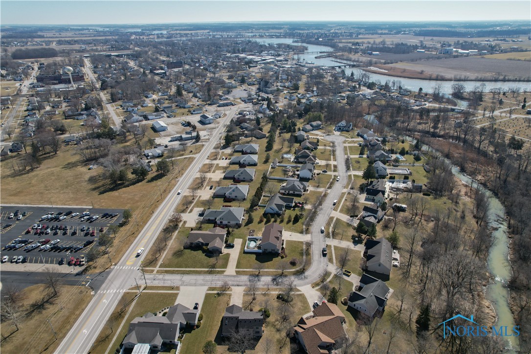 81 S Brookside Drive, Oak Harbor, Ohio image 13