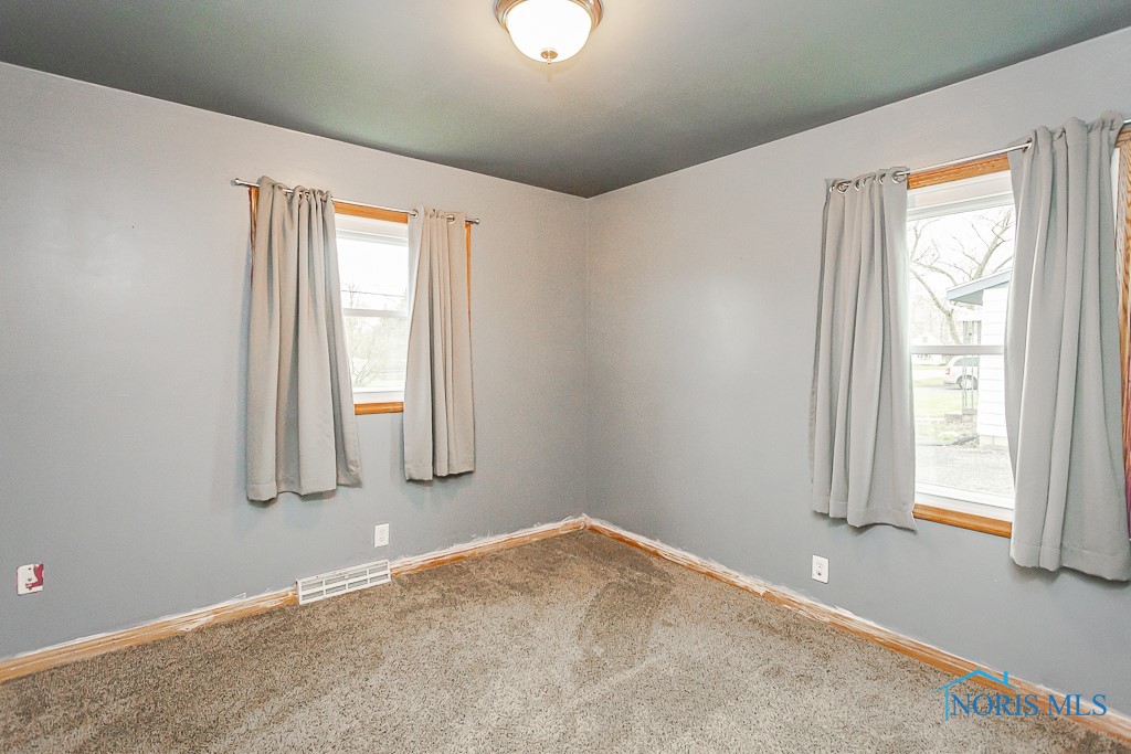 200 Ellis Avenue, Findlay, Ohio image 29