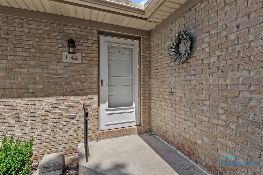 1142 Turnbury Lane
