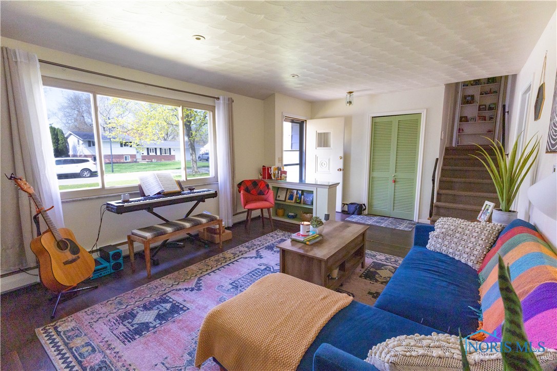 2257 Greenlawn Drive, Toledo, Ohio image 3
