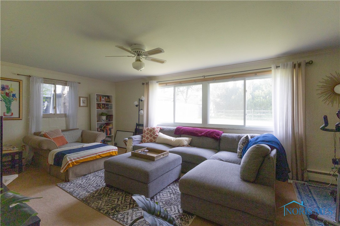 2257 Greenlawn Drive, Toledo, Ohio image 13