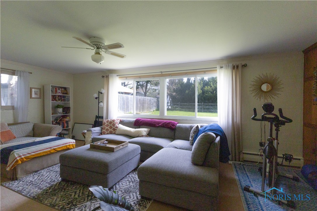 2257 Greenlawn Drive, Toledo, Ohio image 4