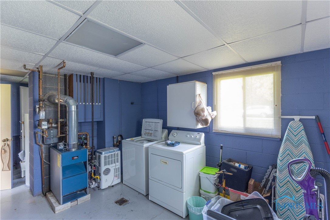 2257 Greenlawn Drive, Toledo, Ohio image 17
