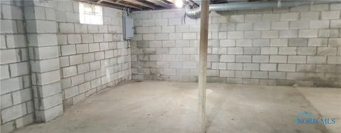 Tiny photo for 1541 Booth Avenue, Toledo, OH 43608 (MLS # 6136329)