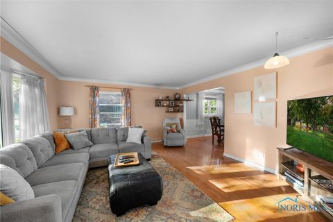 Tiny photo for 4259 Rose Garden Drive, Toledo, OH 43623 (MLS # 6135627)
