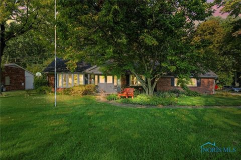 Tiny photo for 4259 Rose Garden Drive, Toledo, OH 43623 (MLS # 6135627)