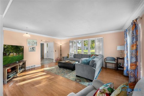 Tiny photo for 4259 Rose Garden Drive, Toledo, OH 43623 (MLS # 6135627)