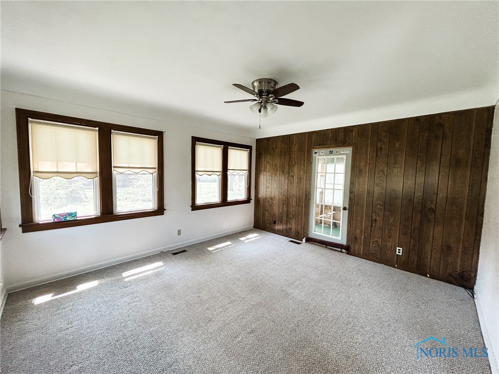 4815 Haddington Drive, Toledo, Ohio image 22