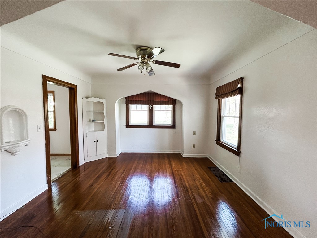 4815 Haddington Drive, Toledo, Ohio image 25
