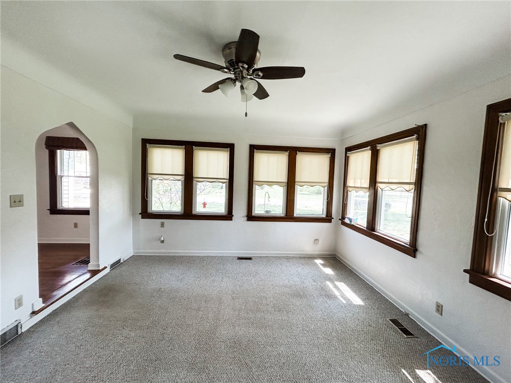 4815 Haddington Drive, Toledo, Ohio image 20