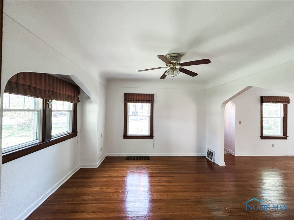 4815 Haddington Drive, Toledo, Ohio image 26