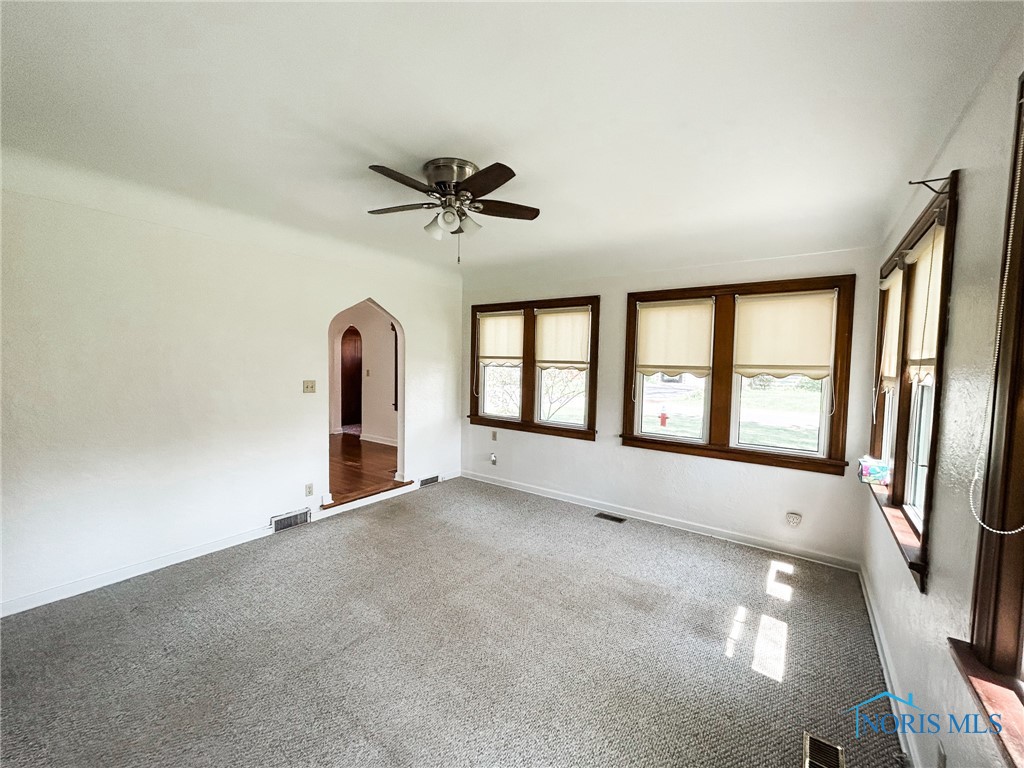 4815 Haddington Drive, Toledo, Ohio image 21