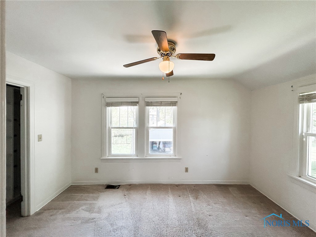 4815 Haddington Drive, Toledo, Ohio image 30