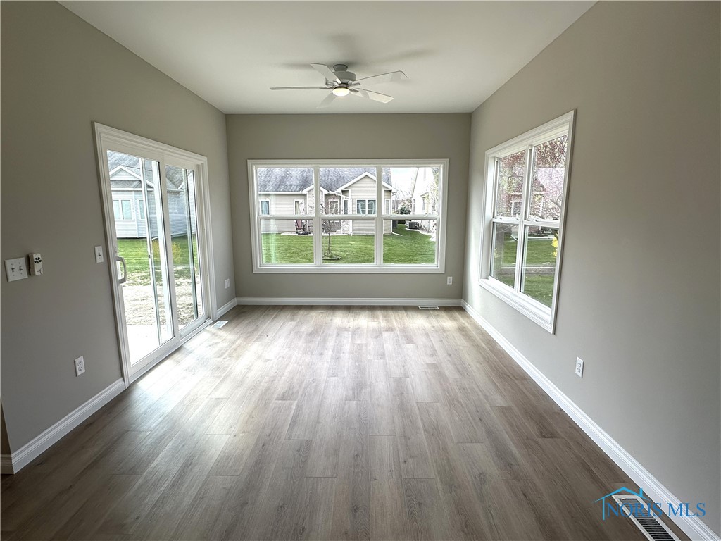 2261 Falling Waters Lane, Perrysburg, Ohio image 5
