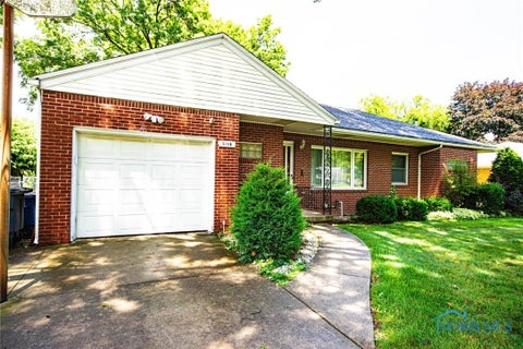 Photo for 3118 Oak Grove Place