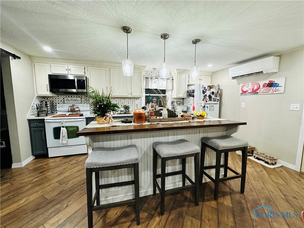 18908 Blosser Road, Ney, Ohio image 3