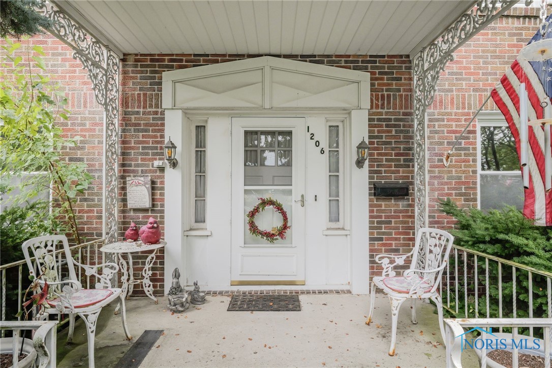 1206 N Dixie Highway