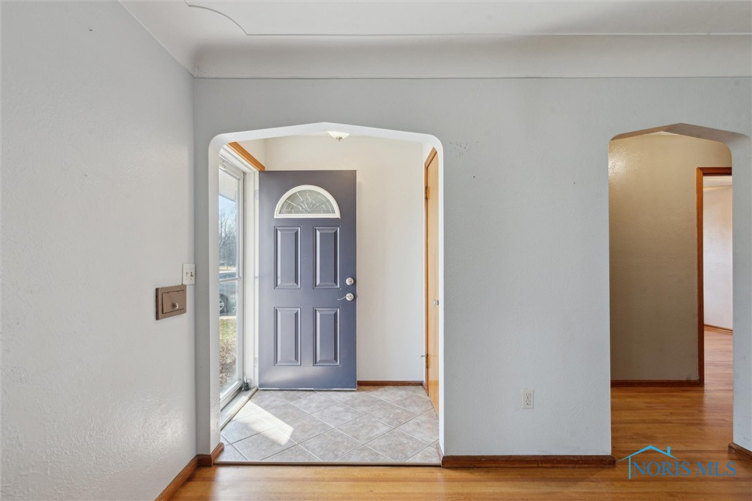 3262 Cragmoor Avenue, Toledo, Ohio image 4
