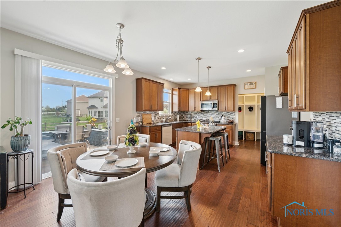 25434 Addington Court, Perrysburg, Ohio image 20