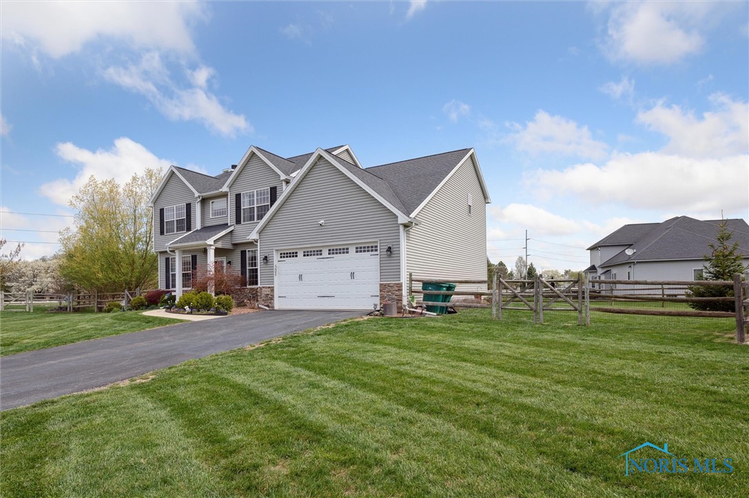 25434 Addington Court, Perrysburg, Ohio image 4