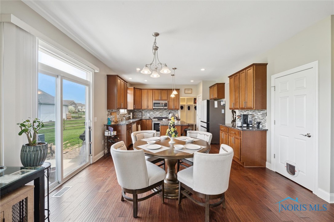 25434 Addington Court, Perrysburg, Ohio image 18