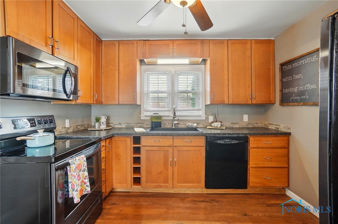 2647 Thoman Place, Toledo, Ohio image 17