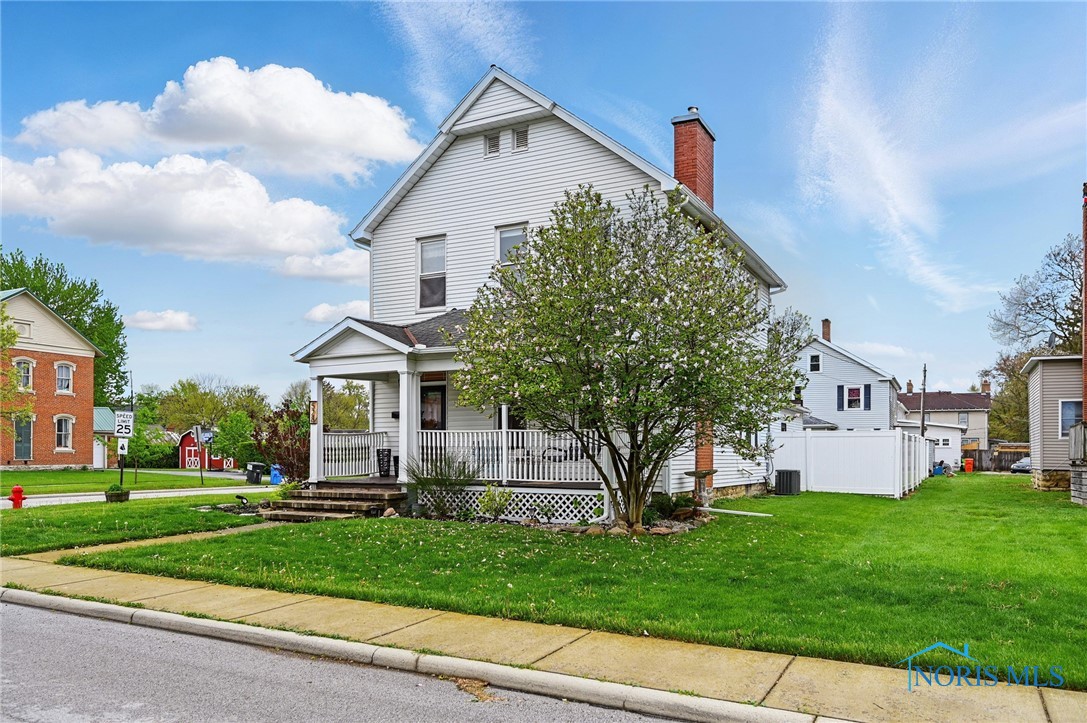 528 Liberty Street, Findlay, Ohio image 3